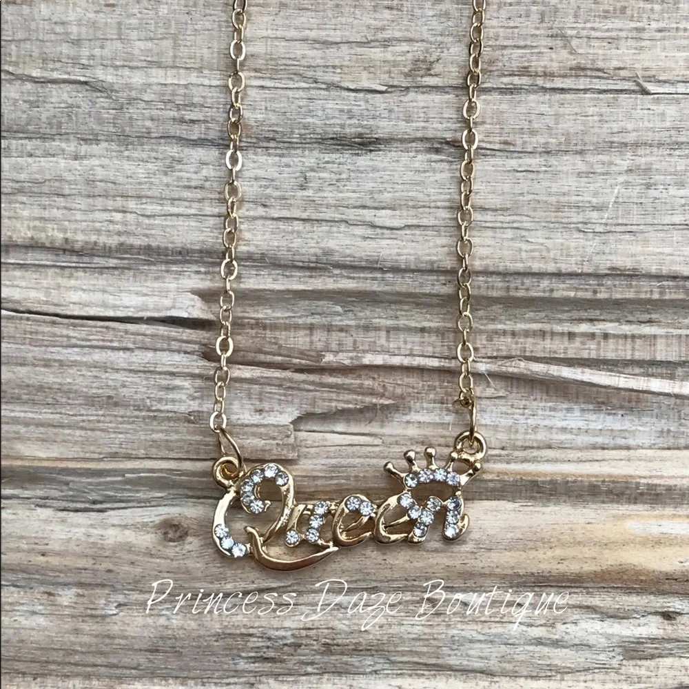 Gold Queen Diamond Necklace‎